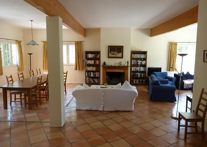 La Maison Rose Bed & Breakfast 3*