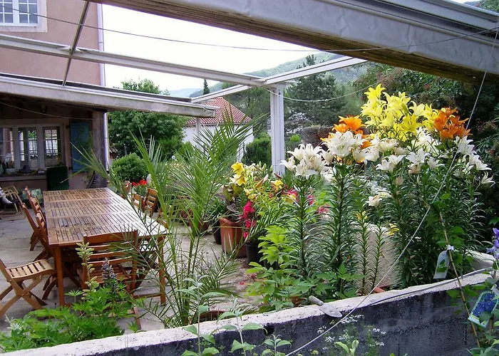 Bed & Breakfast La Maison Rose 3*